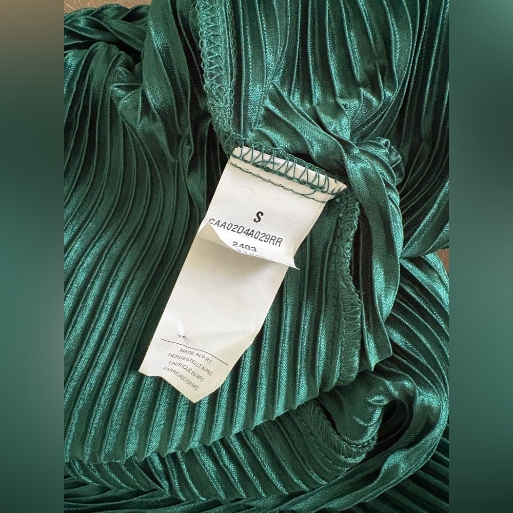 Cupshe Emerald Pleated Straight Leg Pants Size Small - Picture 7 of 7